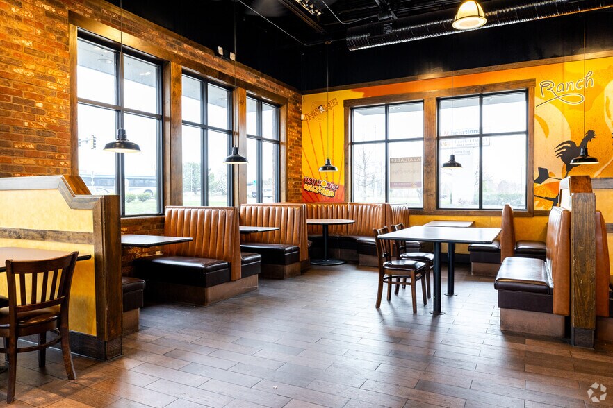 More Photos Of 12195 S Strang Line Rd, Olathe Fast Food For Lease