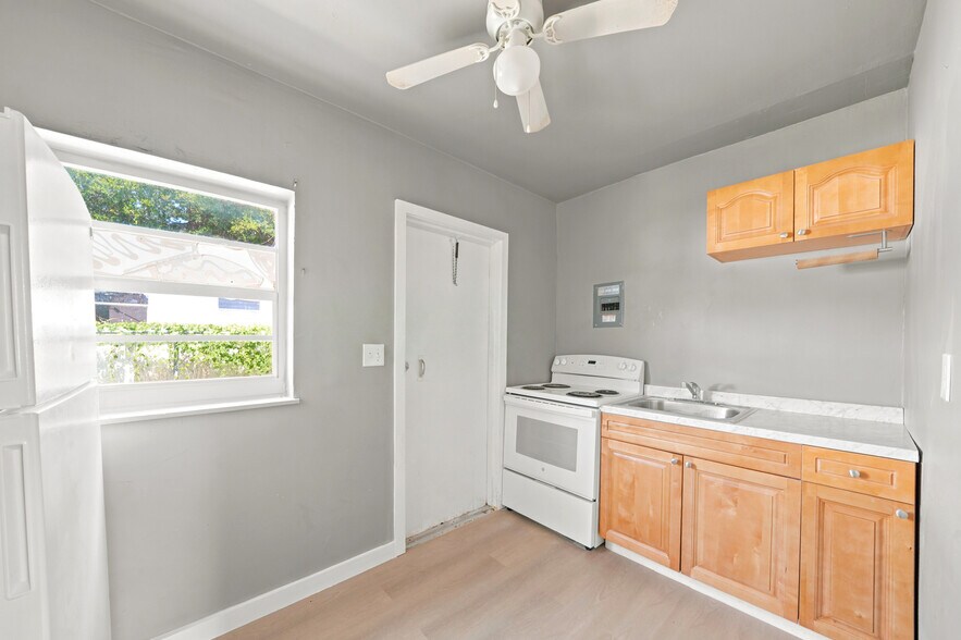 More Photos Of 1992 NW 56th St, Miami Apartments For Sale