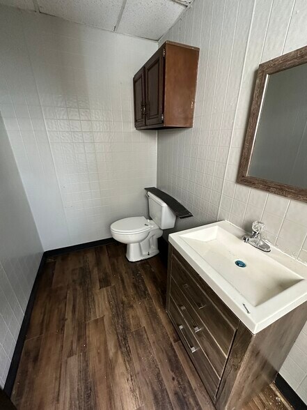 More Photos Of 7594 W Oh-73, Wilmington General Retail For Sale