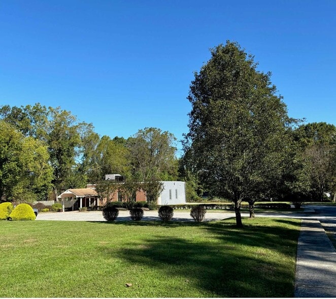 Primary Photo Of 8660 Winands Rd, Randallstown Lodge Meeting Hall For Sale