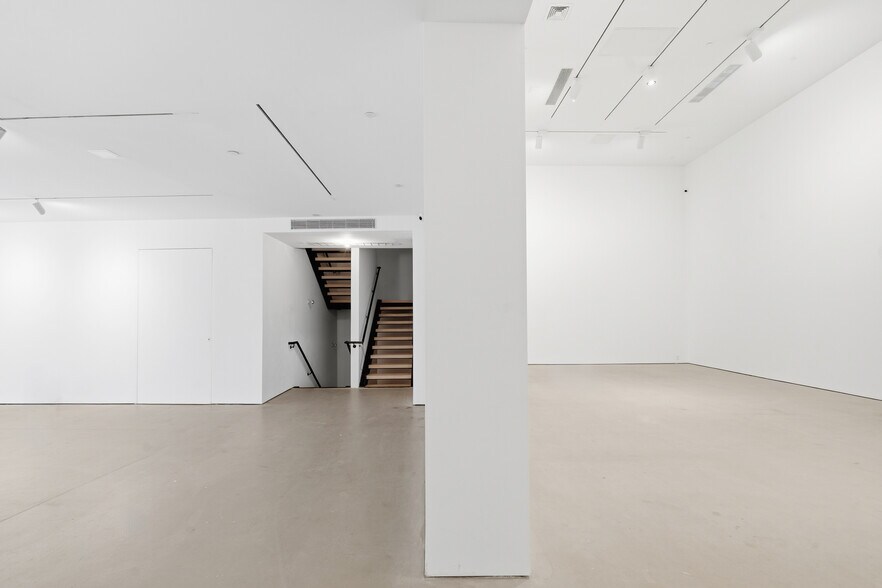 More Photos Of 260 Bowery, New York Apartments For Lease