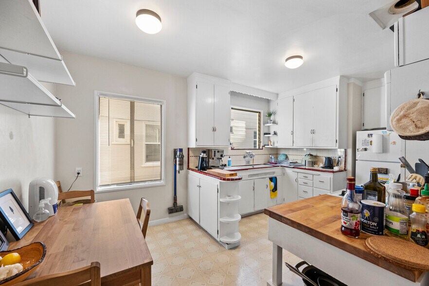 More Photos Of 367 41st St, Oakland Multifamily For Sale