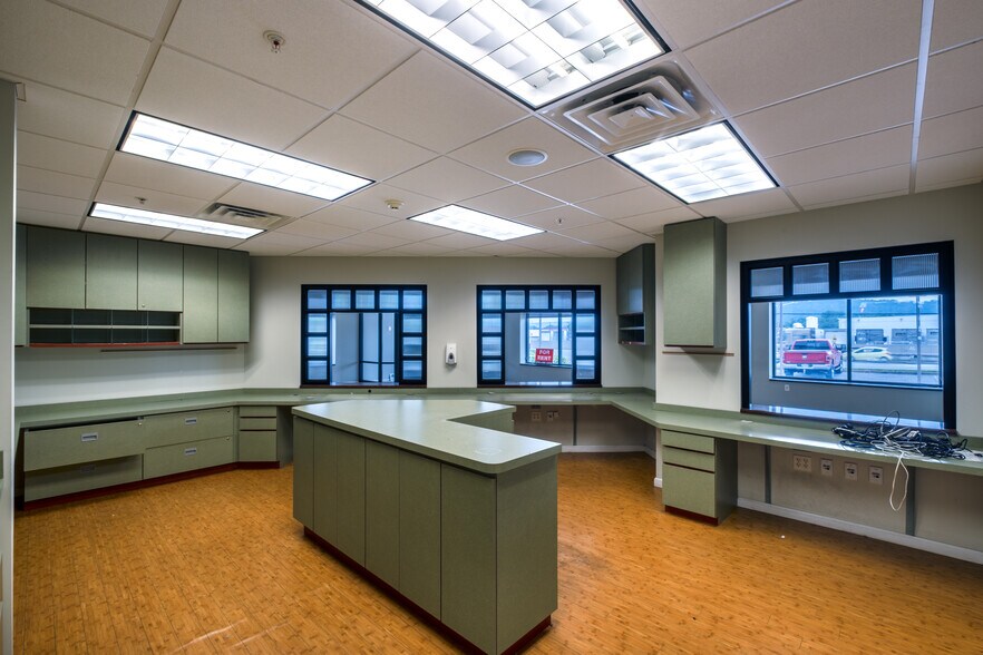 More Photos Of 1597 N Susquehanna Trl, Selinsgrove Freestanding For Lease