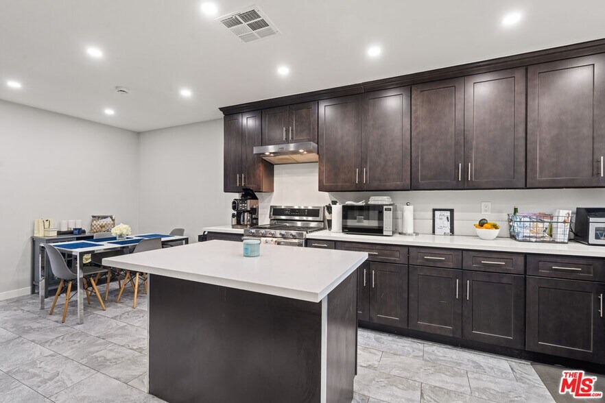 More Photos Of 5044 W Slauson Ave, Los Angeles Apartments For Sale