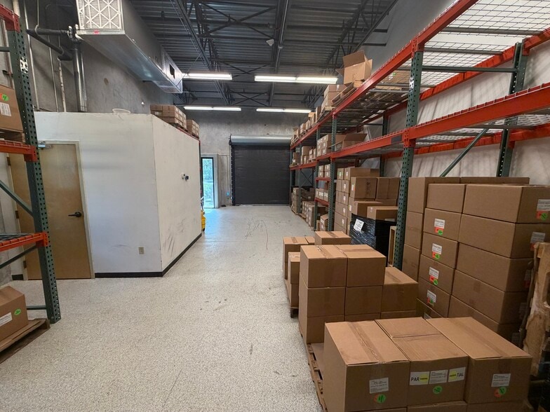 More Photos Of 2895 Jupiter Park Dr, Jupiter Light Manufacturing For Sale