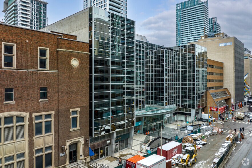 More Photos Of 90 Eglinton Ave E, Toronto Office For Lease