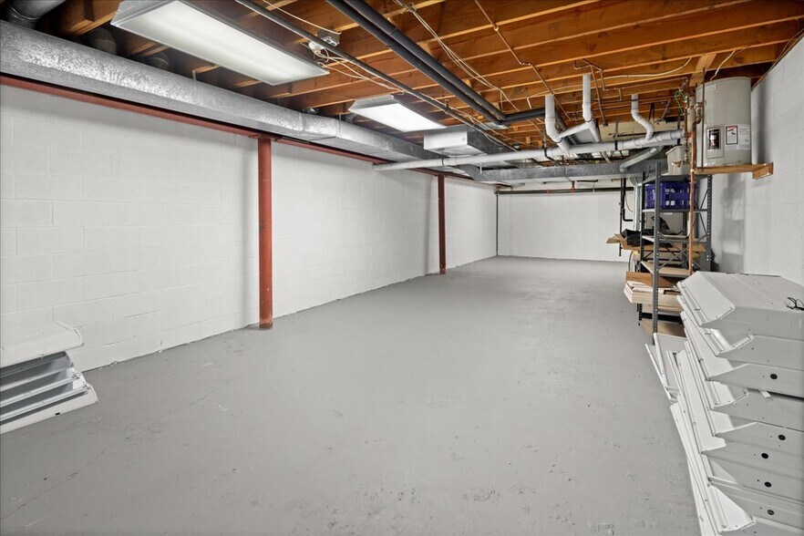 More Photos Of 5 Mountain Blvd, Warren Office For Lease