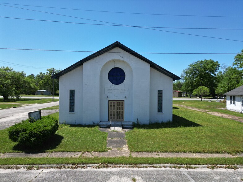 More Photos Of 402 Houston st, Flomaton Religious Facility For Sale