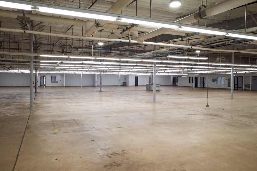 More Photos Of 151 Graham Rd, College Station Research And Development For Lease