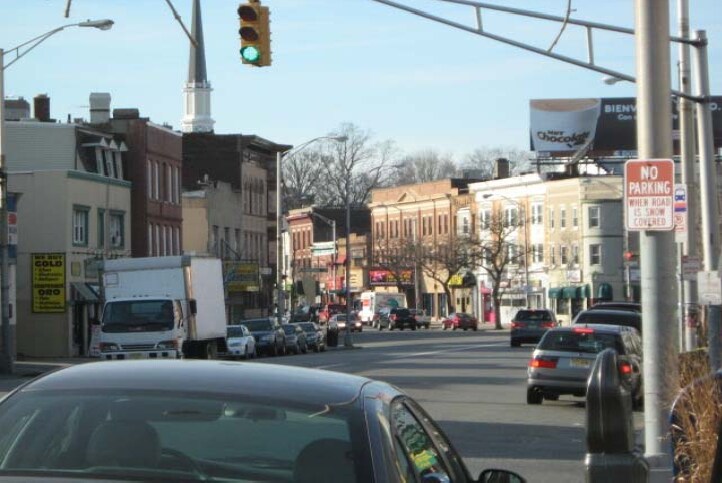 More Photos Of 1047 Elizabeth Ave, Elizabeth Storefront Retail Residential For Lease