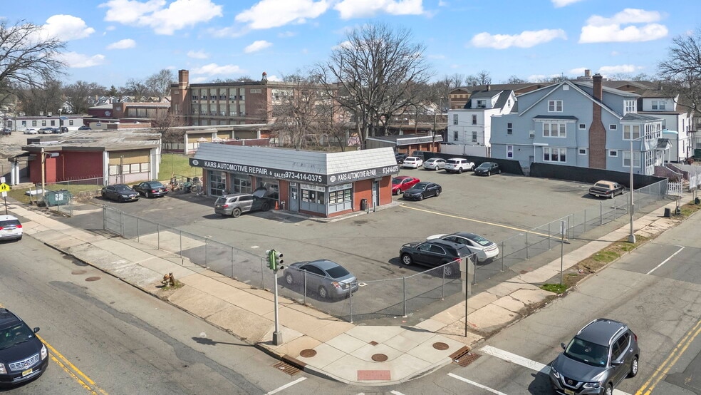 More Photos Of 382 S Clinton St, East Orange Auto Repair For Sale