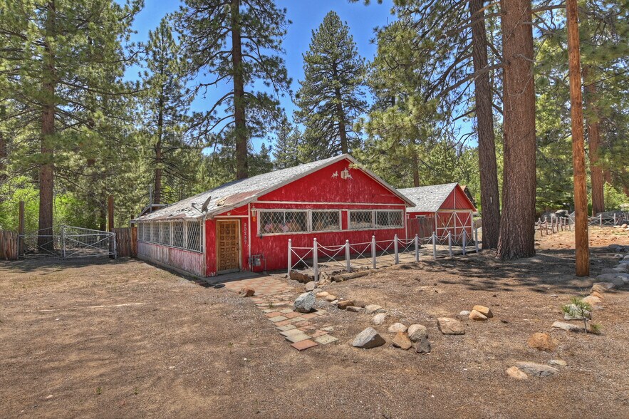 More Photos Of 39167 Rim of the world Dr, Fawnskin Restaurant For Sale
