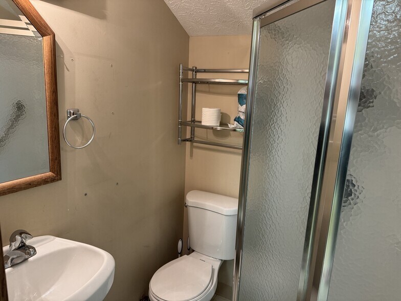 More Photos Of 160 Sagamore Pky W, West Lafayette Office For Lease