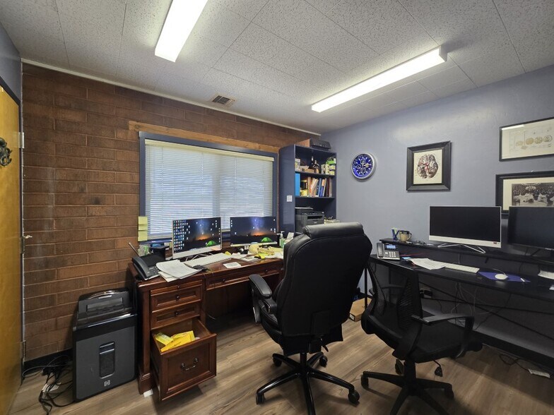 More Photos Of 999 Division St, Prescott Medical For Sale