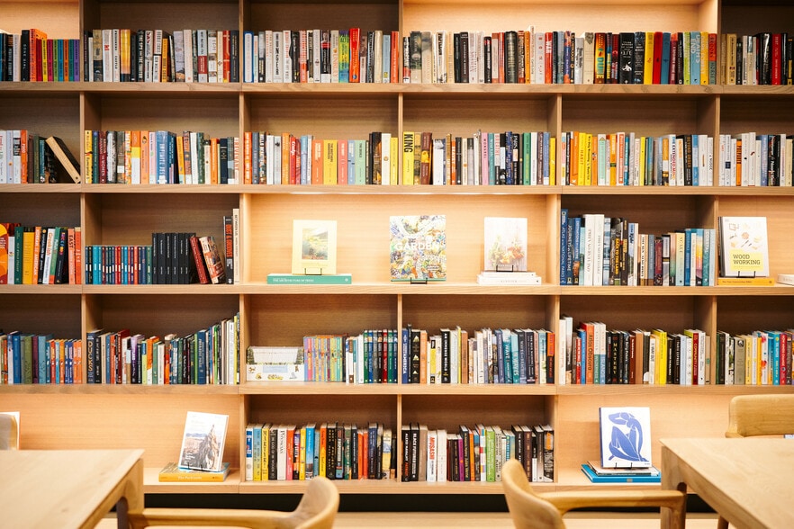 More Photos Of 849 E Washington Ave, Madison Apartments For Lease