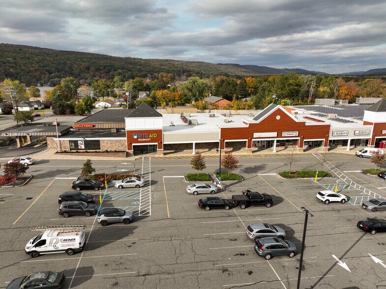 More Photos Of 1-33 Marshall Hill Rd, West Milford General Retail For Lease