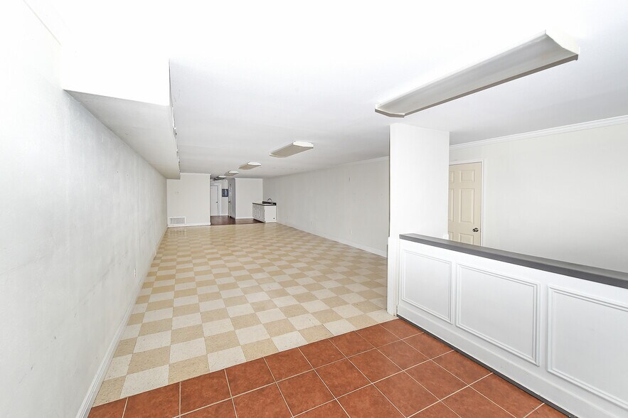 More Photos Of 2736 Dallas Ave, Ingleside Unknown For Lease