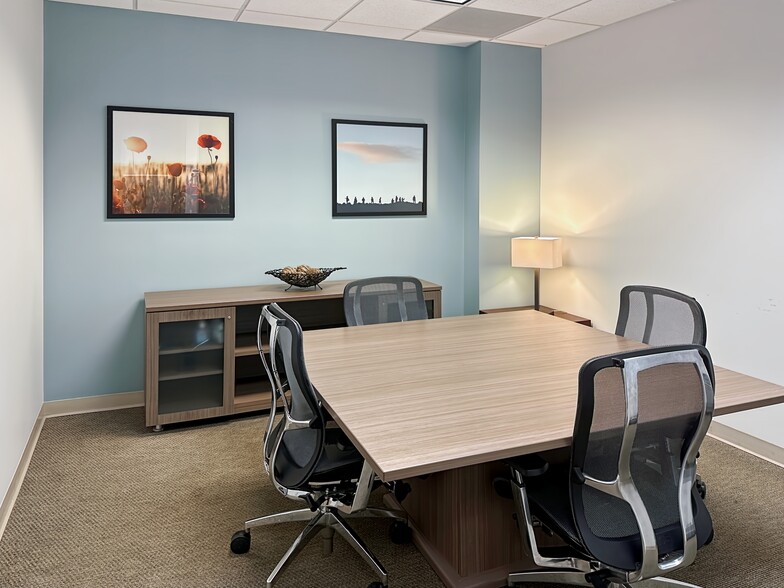 Primary Photo Of 6303 Waterford District Dr, Miami Coworking Space