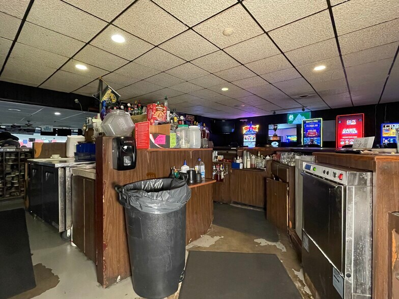 More Photos Of 8085 Highway 51, Minocqua Sports And Entertainment For Sale