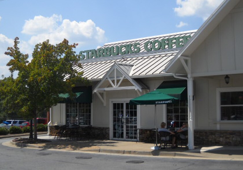 More Photos Of 900 Marietta Hwy, Roswell Unknown For Lease