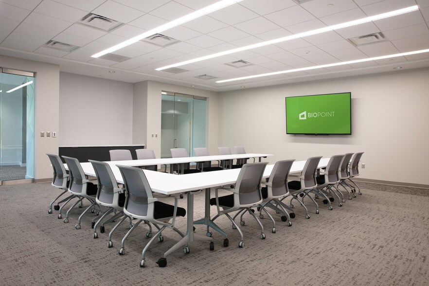 More Photos Of 20 TW Alexander Dr, Research Triangle Pk Research And Development For Lease