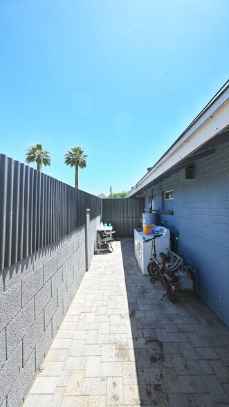 More Photos Of 2214 S Granada Dr, Tempe Apartments For Sale