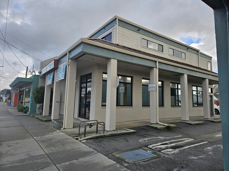 More Photos Of 716 Soquel Ave, Santa Cruz Storefront Retail Office For Lease