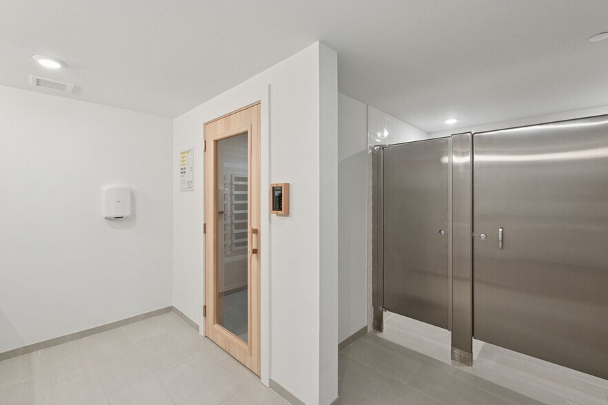 More Photos Of 922 N Broad St, Philadelphia Apartments For Lease