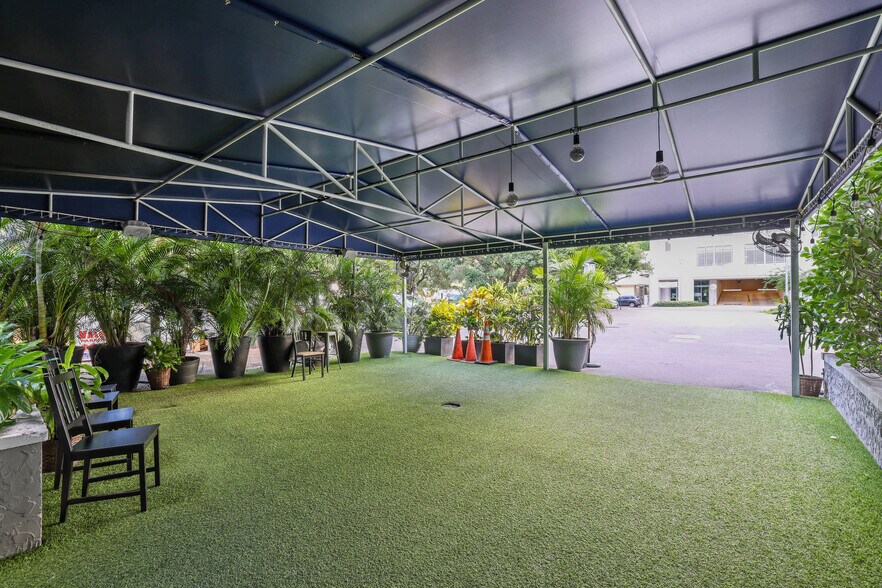 More Photos Of 4019 S Le Jeune Rd, Coral Gables Restaurant For Sale