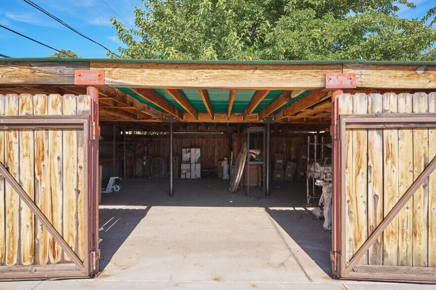 More Photos Of 1670 W Highway 89A, Sedona Storefront Retail Office For Sale