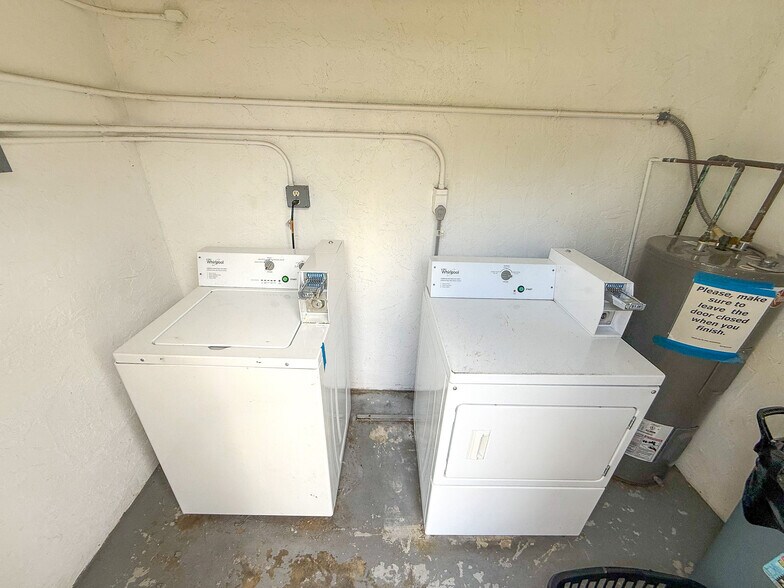 More Photos Of 604 SW 35th St, Palm City Apartments For Sale