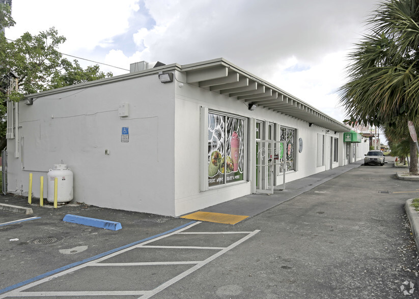 More Photos Of 20700 S Dixie Hwy, Miami Unknown For Lease