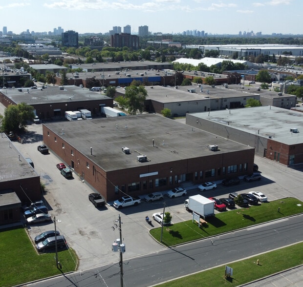 More Photos Of 141 Don Park Rd, Markham Warehouse For Lease
