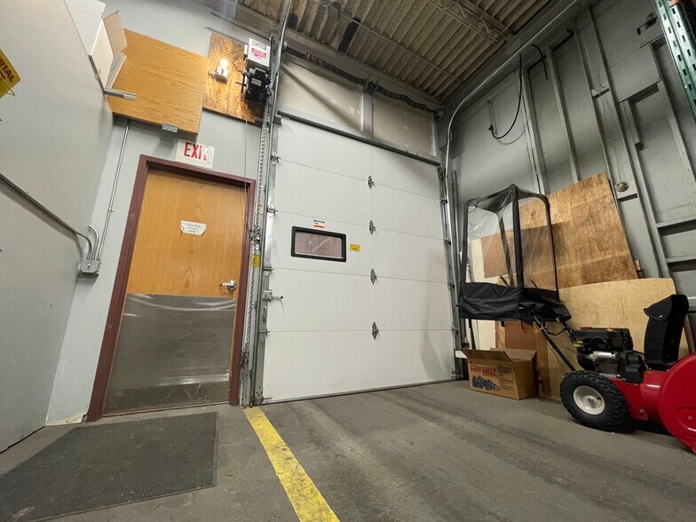 More Photos Of 2201-2207 N 2nd St, Minneapolis Light Manufacturing For Lease