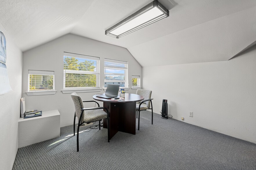 More Photos Of 3185 Lakeside Dr, Reno Office For Sale