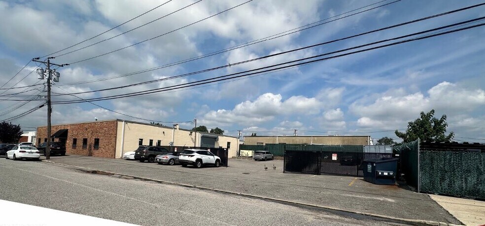 More Photos Of 144 Rome St, Farmingdale Warehouse For Sale