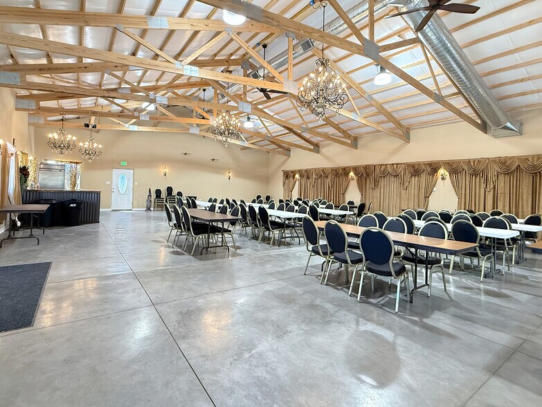 More Photos Of 5955 Sawmill Mesa Rd, Delta Specialty For Sale