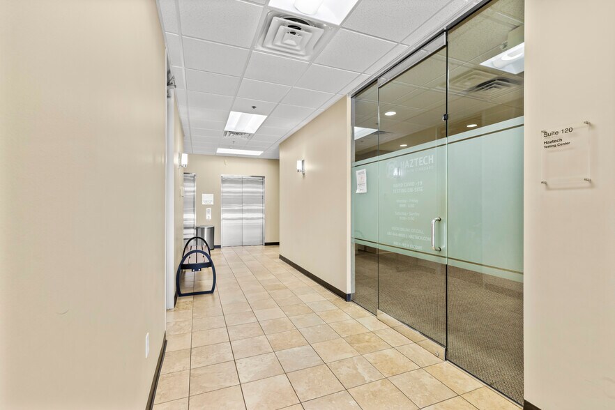 More Photos Of 18648 McKay Dr, Humble Medical For Lease