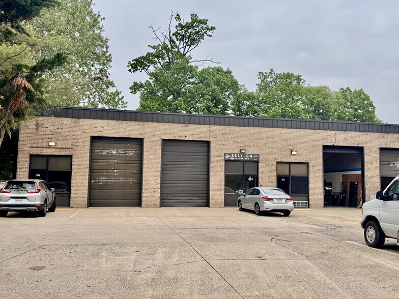 Primary Photo Of 111 Carpenter Dr, Sterling Office For Sale