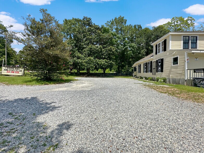 More Photos Of 1505 S Hwy 95A, Cantonment Freestanding For Sale