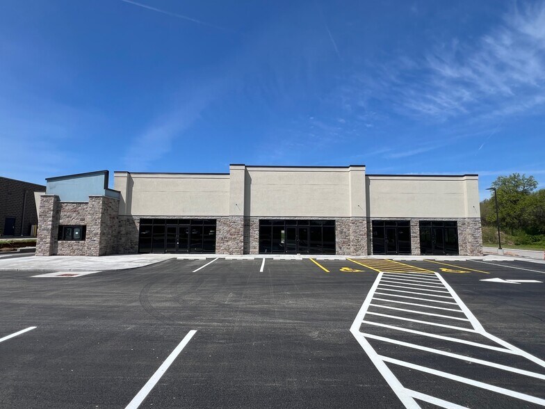 Primary Photo Of 207 Scott Troy Rd, O'Fallon General Retail For Lease