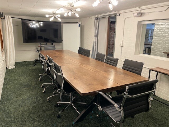 More Photos Of 189-191 Main St, Gloucester Storefront Retail Office For Sale