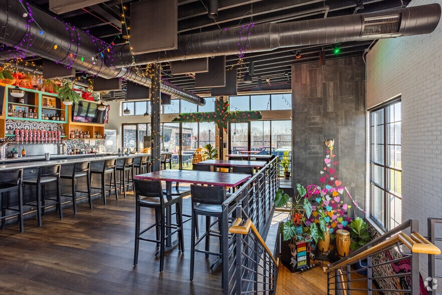 More Photos Of 3941 Erie St, Willoughby General Retail For Sale