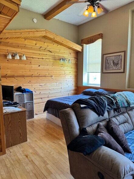 More Photos Of 112 Pleasant St NE, Preston Apartments For Sale