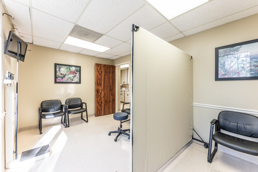 More Photos Of 130 Medical Center Pky, Huntsville Medical For Sale