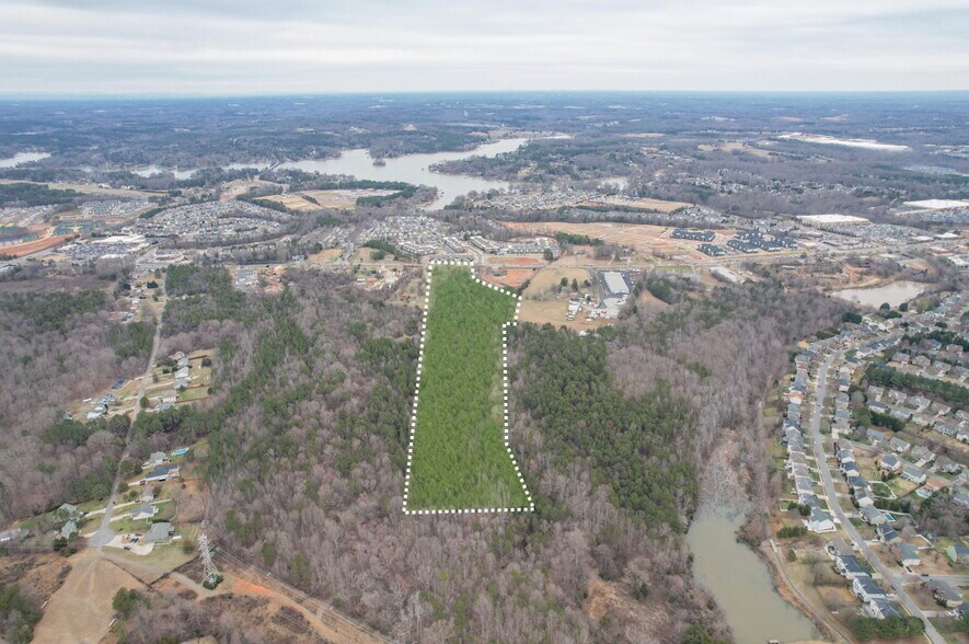 More Photos Of 825 River Hwy, Mooresville Land For Sale