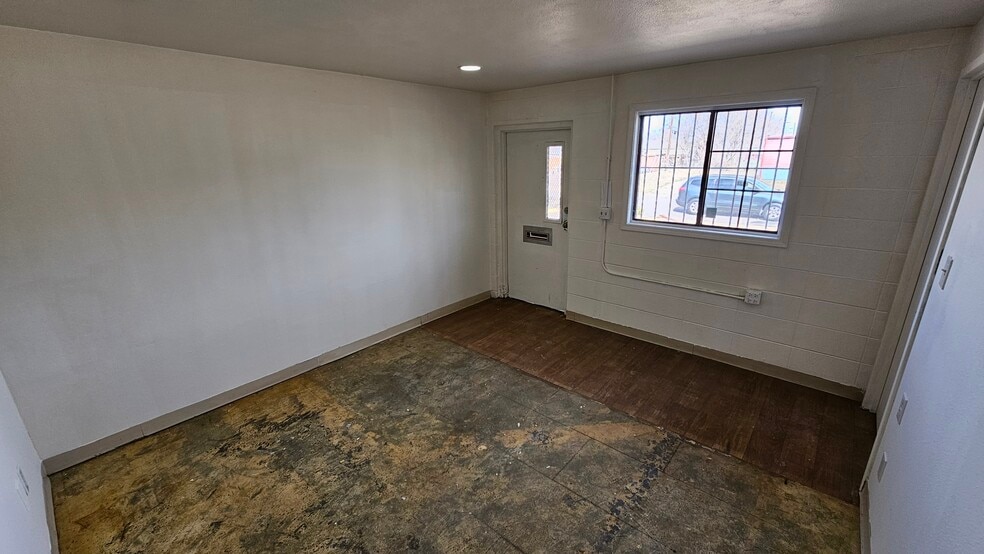 More Photos Of 7000 E 58th Ave, Commerce City Warehouse For Lease