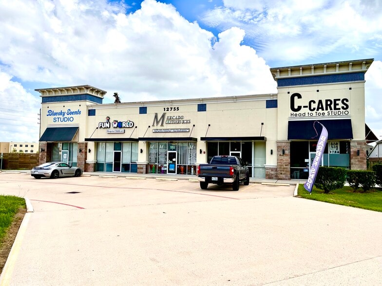 More Photos Of 12755 Walters Rd, Houston Storefront Retail Office For Lease