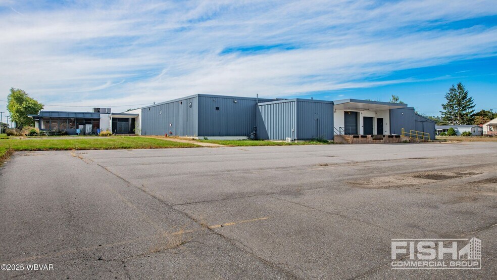 More Photos Of 2250 Reach Rd, Williamsport Manufacturing For Lease