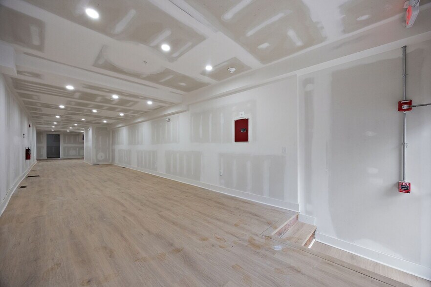 More Photos Of 841 N Tatnall St, Wilmington Storefront Retail Residential For Lease